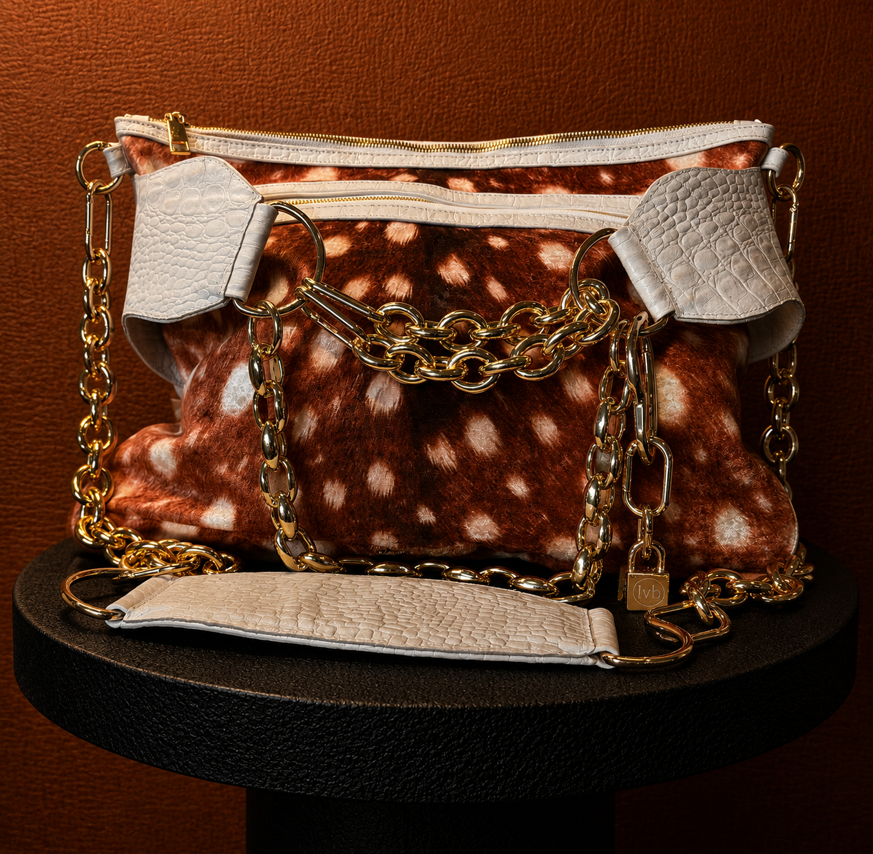 Atelier Attache snow doe